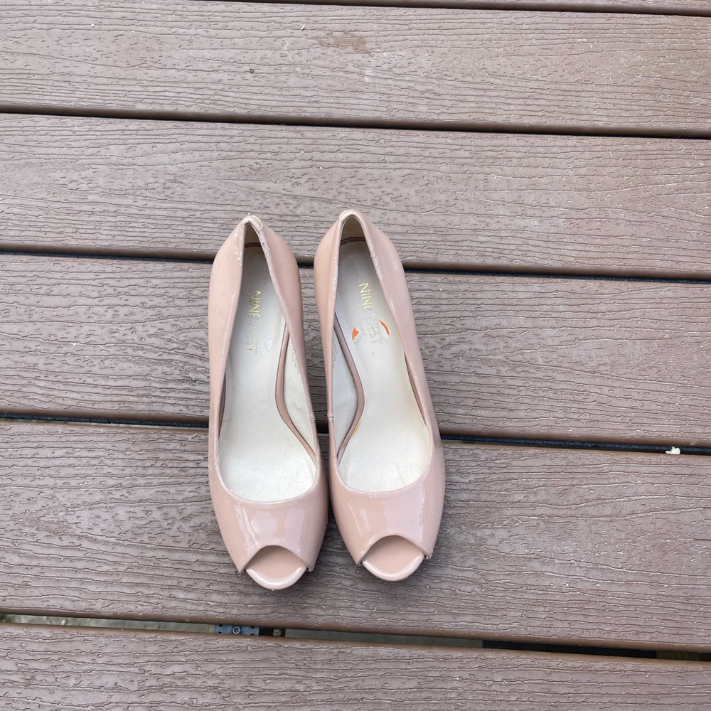 FANCY HEELS